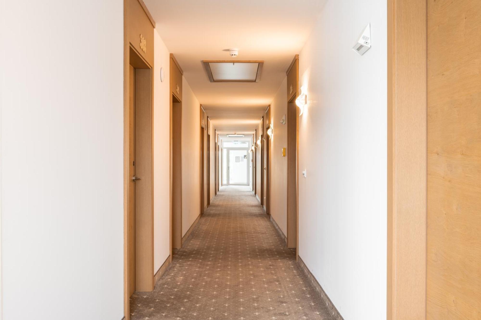 Snooze Apartments Holzkirchen  Exteriör bild