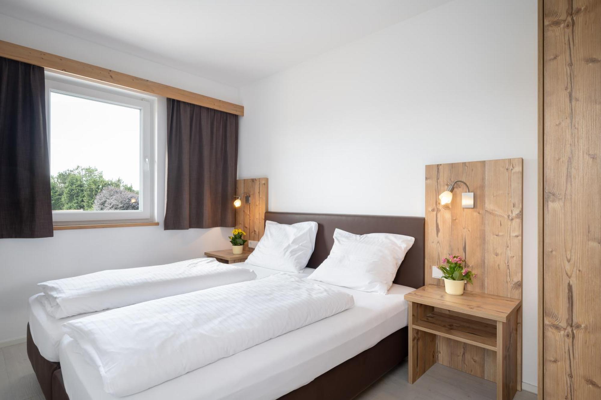 Snooze Apartments Holzkirchen  Exteriör bild